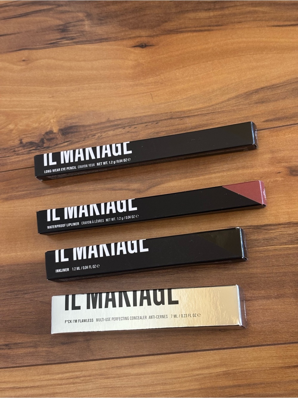 New IL MAKIAGE set with lip liner eye liner perfecting concealer set